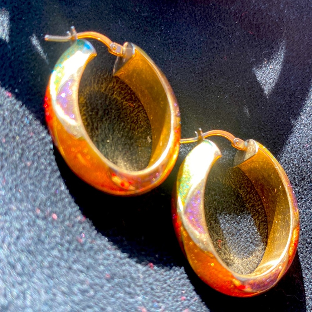18 kt gold hoop earrings